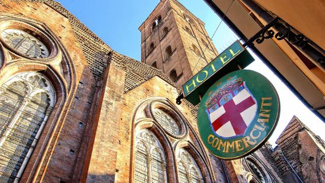 The hotel in bologna is centrally located to all the shopping, the main piazza and the iconic duomo.